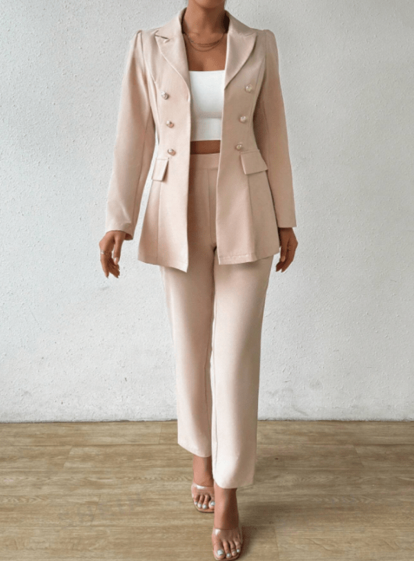 Traje de damas con botón en solapa - Imagen 5