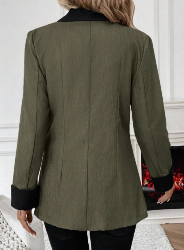 Blazer con color en contraste con solapa - Imagen 2