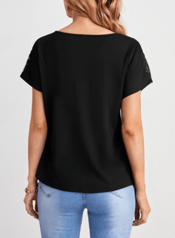 Camisa con encaje de manga murciélago - Imagen 2